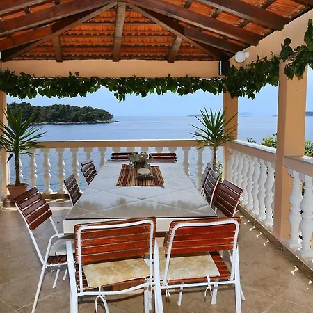Apartments By The Sea Karbuni, Korcula - 10045 Appartement *