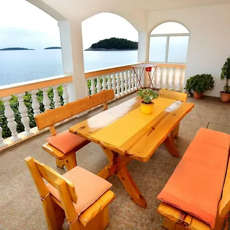 Apartments By The Sea Karbuni, Korcula - 10045 Appartement Prizba