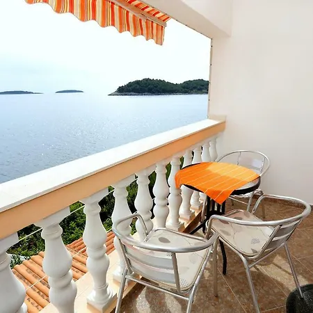 Apartments By The Sea Karbuni, Korcula - 10045 *